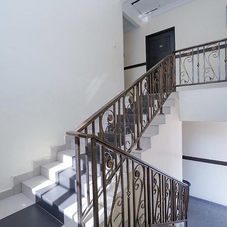 Oyo 90451 Bangi Moya Guesthouse ภายนอก รูปภาพ